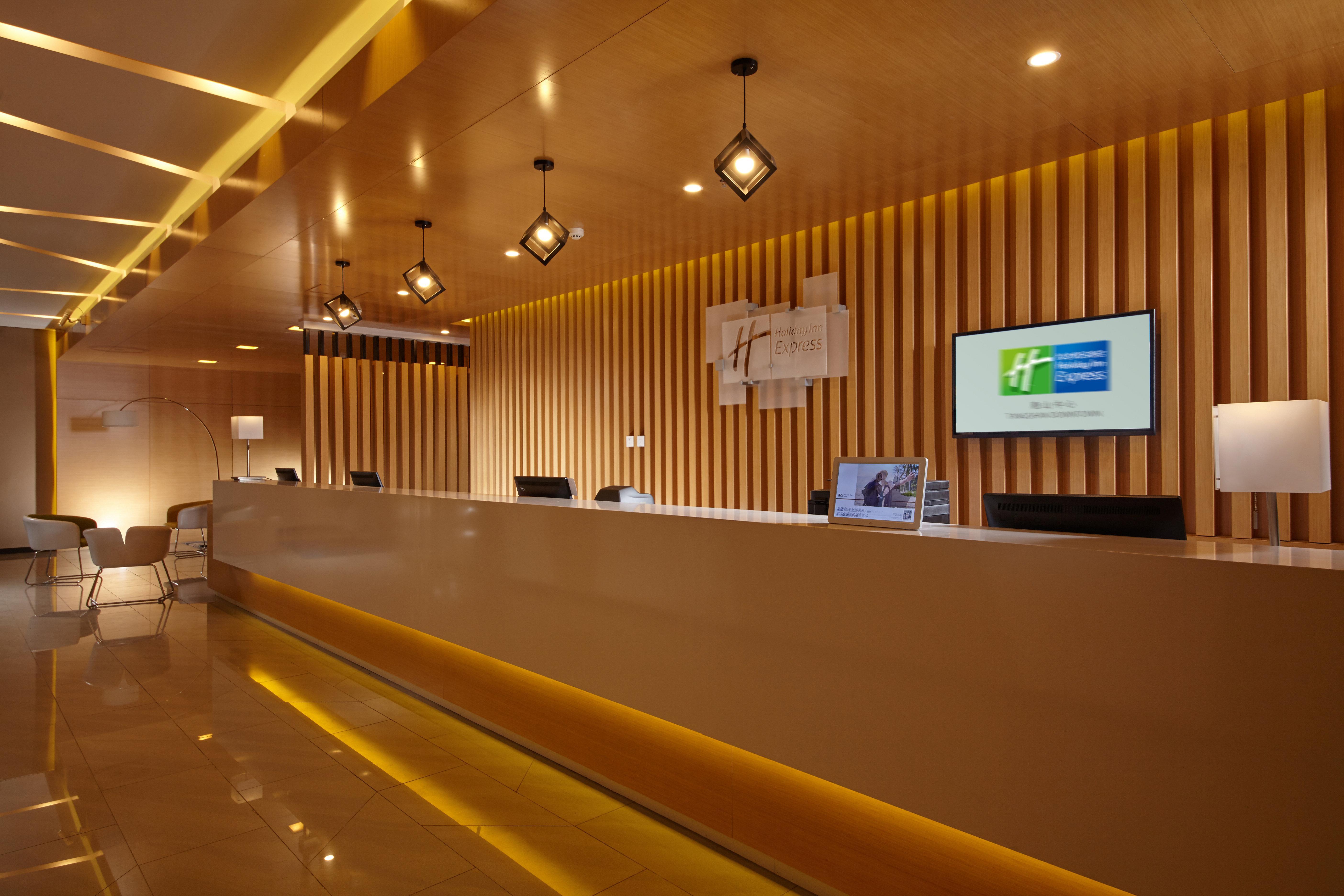 Holiday Inn Express Tangshan Downtown By Ihg エクステリア 写真
