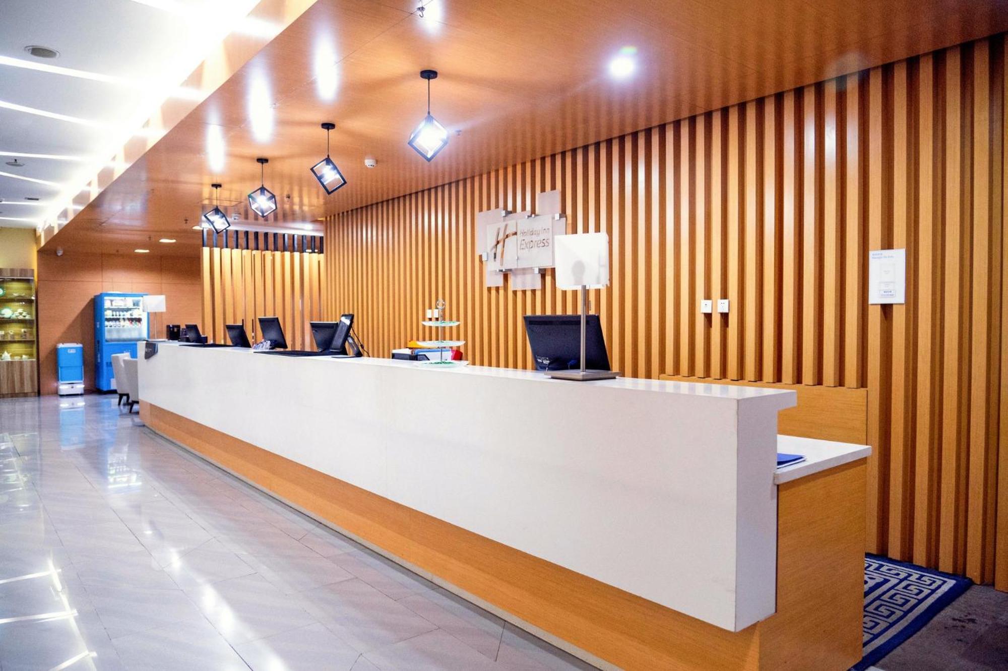 Holiday Inn Express Tangshan Downtown By Ihg エクステリア 写真